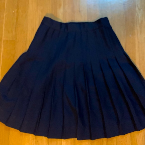 {Navy blue uniform kilt/skirt} - Picture 2 of 3